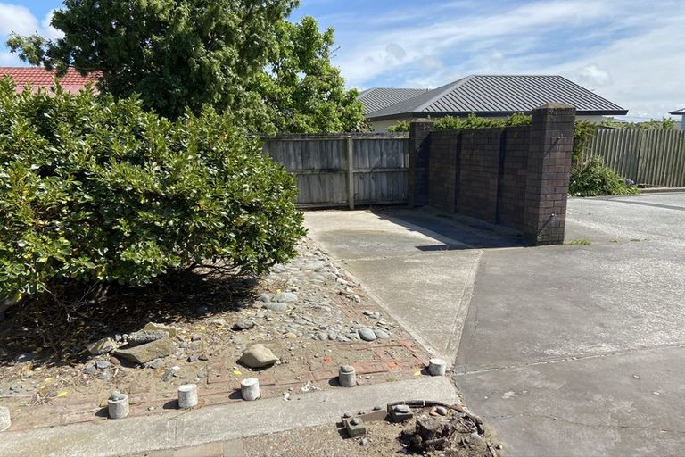 Photo of property in 62 Travis Road, Burwood, Christchurch, 8083