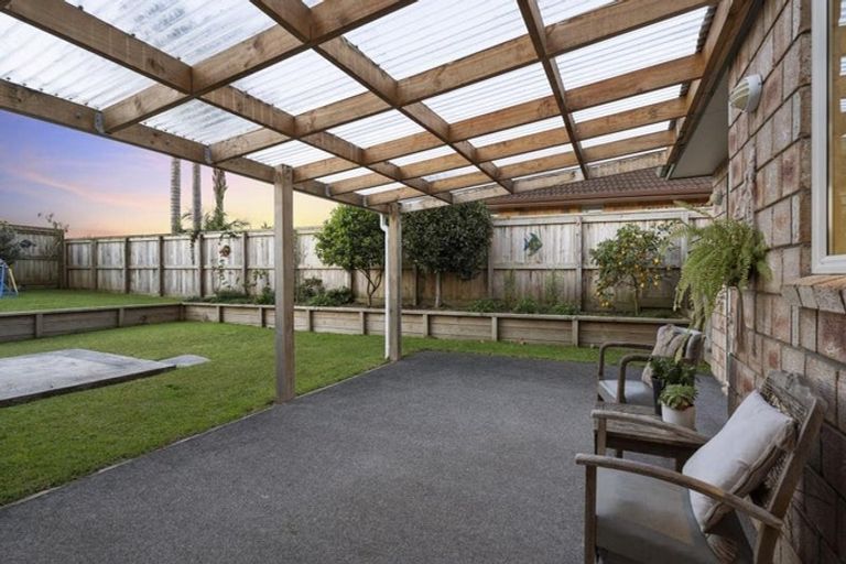 Photo of property in 2 Halyard Loop, Haruru, 0204