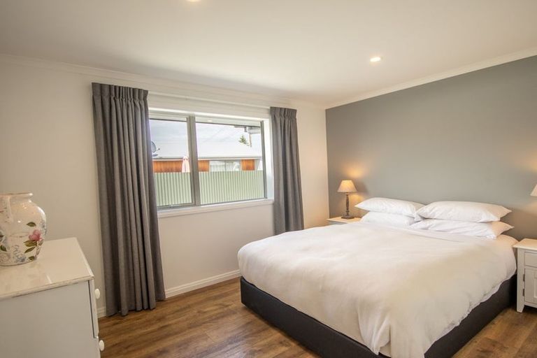 Photo of property in 21 Fraser Crescent, Twizel, 7901