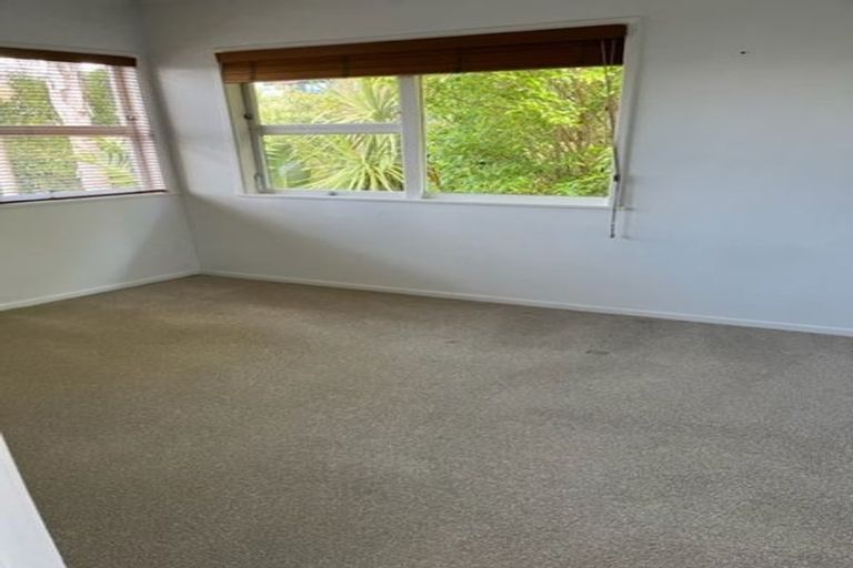 Photo of property in 35 Park Rise, Campbells Bay, Auckland, 0630