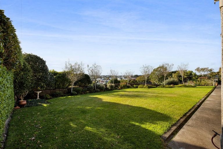 Photo of property in 22b Lismore Street, Strandon, New Plymouth, 4312