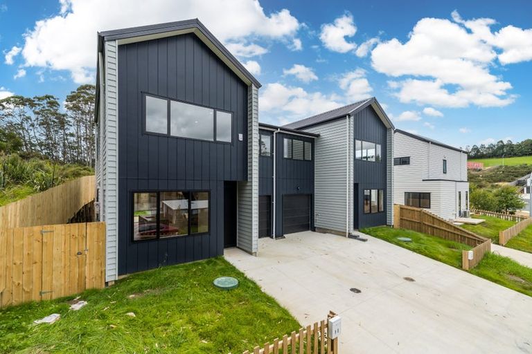 Photo of property in 9b Endurance Rise, Orewa, 0931