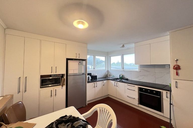 Photo of property in 31 Riverpark Crescent, Henderson, Auckland, 0610