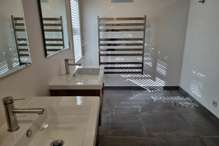 Photo of property in 4 Evergreen Parade, Rosehill, Papakura, 2113