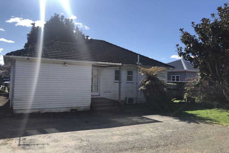 Photo of property in 14 Thornycroft Avenue, Epuni, Lower Hutt, 5011