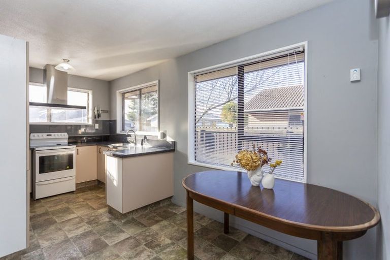 Photo of property in 3a Dickson Crescent, Hornby, Christchurch, 8042