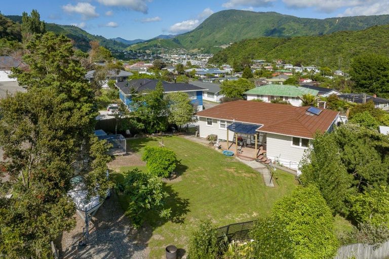 Photo of property in 79a Milton Terrace, Picton, 7220