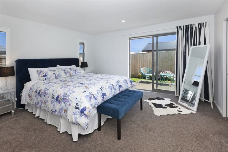 Photo of property in 37 Sapphire Street, Casebrook, Christchurch, 8051