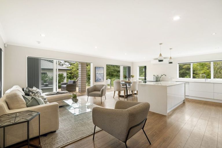 Photo of property in 29d Greenhithe Road, Greenhithe, Auckland, 0632