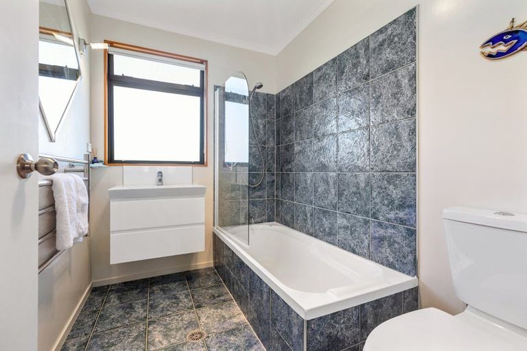 Photo of property in 25 Bermuda Drive, Papamoa Beach, Papamoa, 3118