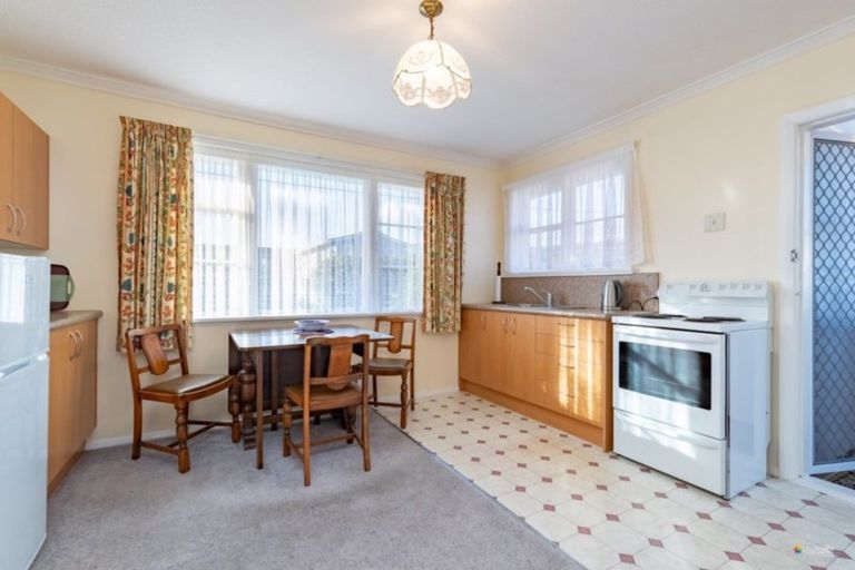 Photo of property in 1/33 King Street, Ebdentown, Upper Hutt, 5018