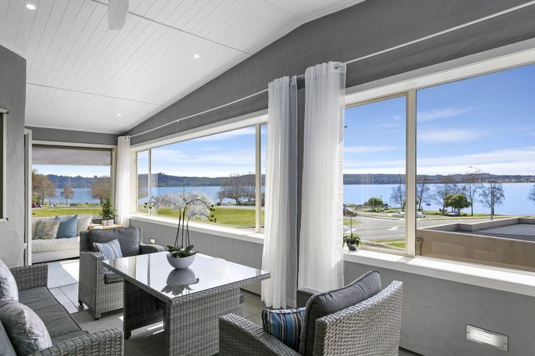 Photo of property in 382 Lake Terrace, Two Mile Bay, Taupo, 3330