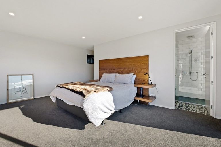 Photo of property in 43 Northburn Road, Wanaka, 9305