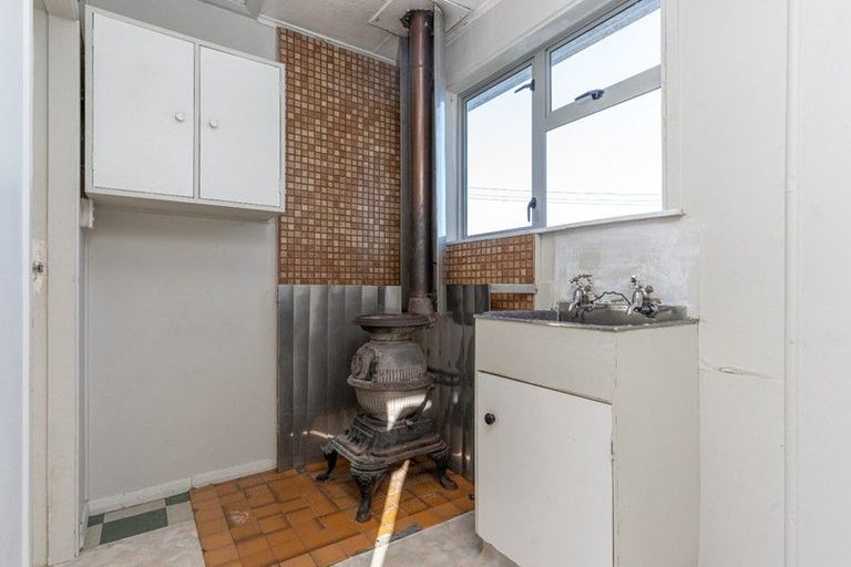 Photo of property in 1 Montgomery Place, Lansdowne, Masterton, 5810