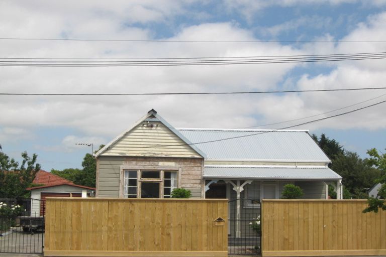 Photo of property in 203 Simeon Street, Spreydon, Christchurch, 8024