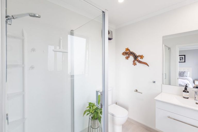 Photo of property in 15 Holmes Hanover Lane, Halswell, Christchurch, 8025