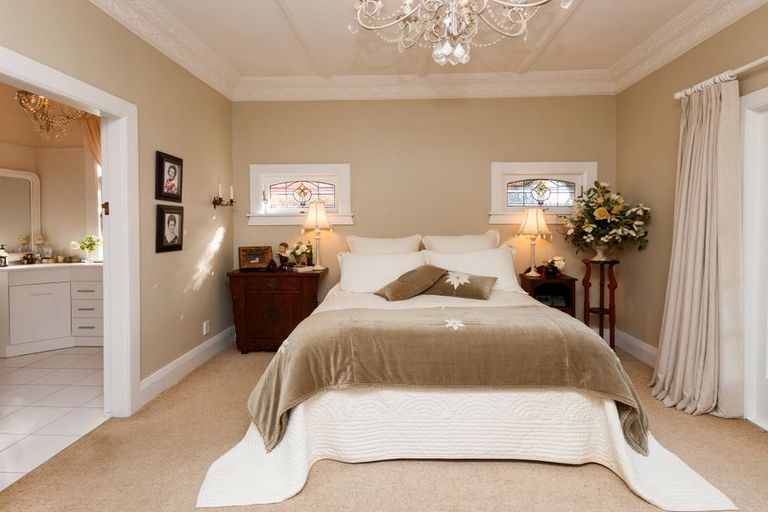 Photo of property in 10 Milverton Avenue, Hokowhitu, Palmerston North, 4410