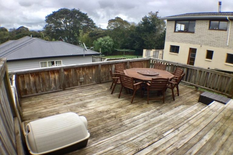 Photo of property in 121 Brian Crescent, Stanmore Bay, Whangaparaoa, 0932