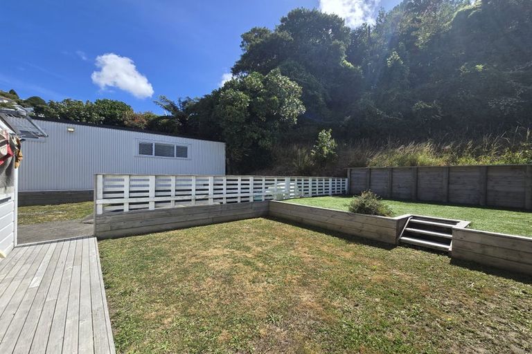 Photo of property in 32 Todman Street, Brooklyn, Wellington, 6021