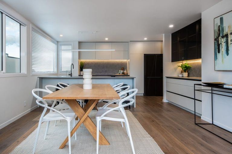 Photo of property in 26 Kowhai Road, Campbells Bay, Auckland, 0630