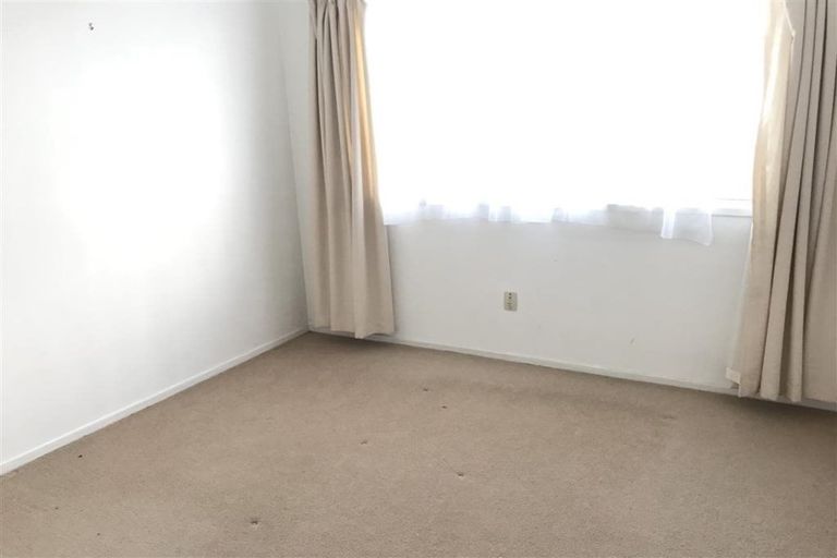 Photo of property in 4 Redwing Street, Browns Bay, Auckland, 0630