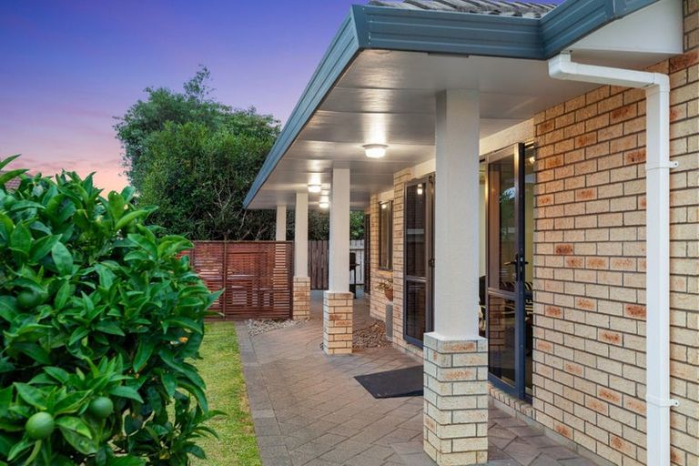 Photo of property in 28 Stableford Drive, Pyes Pa, Tauranga, 3112