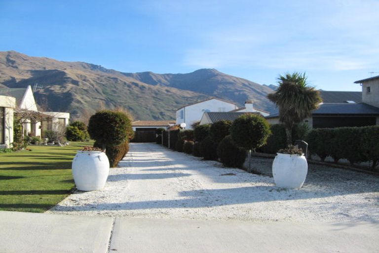 Photo of property in 157 Stone Street, Wanaka, 9305