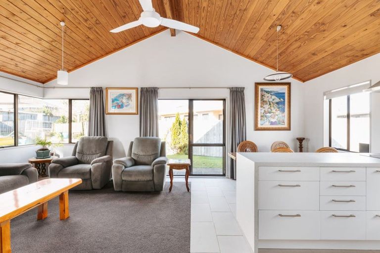 Photo of property in 57a Hartford Avenue, Papamoa Beach, Papamoa, 3118