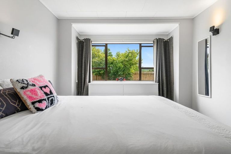 Photo of property in 12 Third Avenue, Avenues, Whangarei, 0110