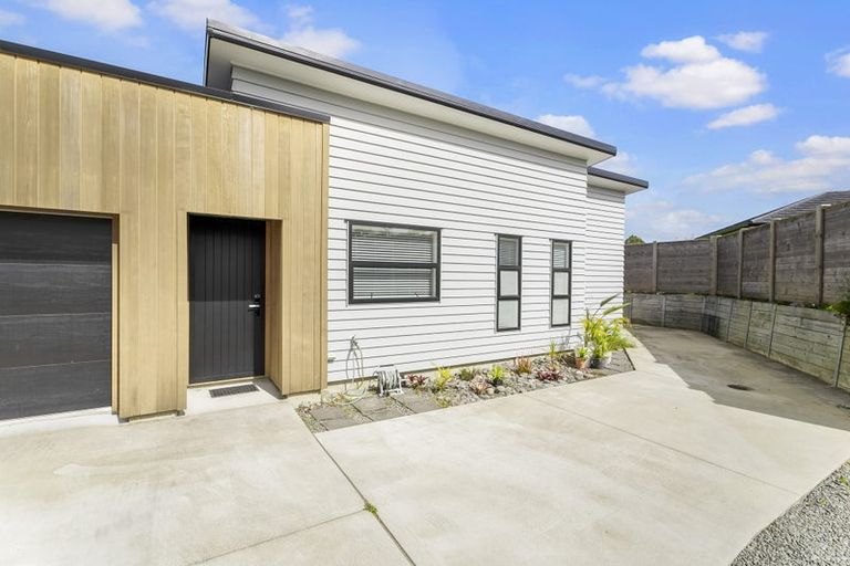 Photo of property in 41 Couldrey Crescent, Red Beach, 0932