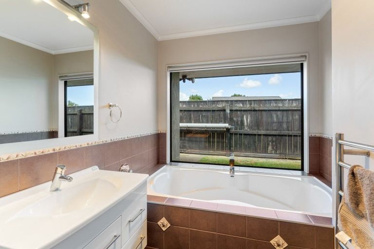 Photo of property in 14a Weld Street, Levin, 5510