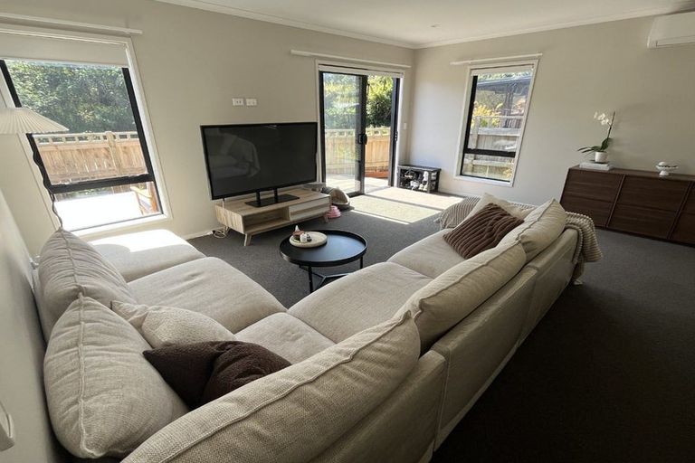 Photo of property in 23e Heta Road, Highlands Park, New Plymouth, 4312