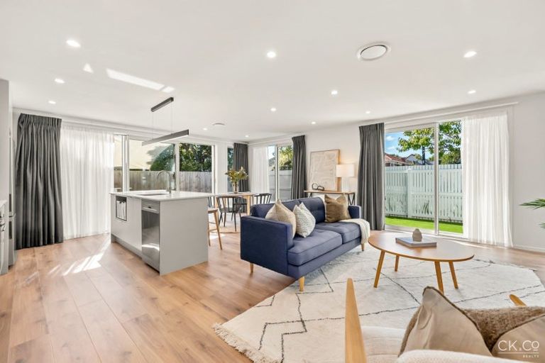 Photo of property in 30 Nile Street, Waterloo, Lower Hutt, 5011