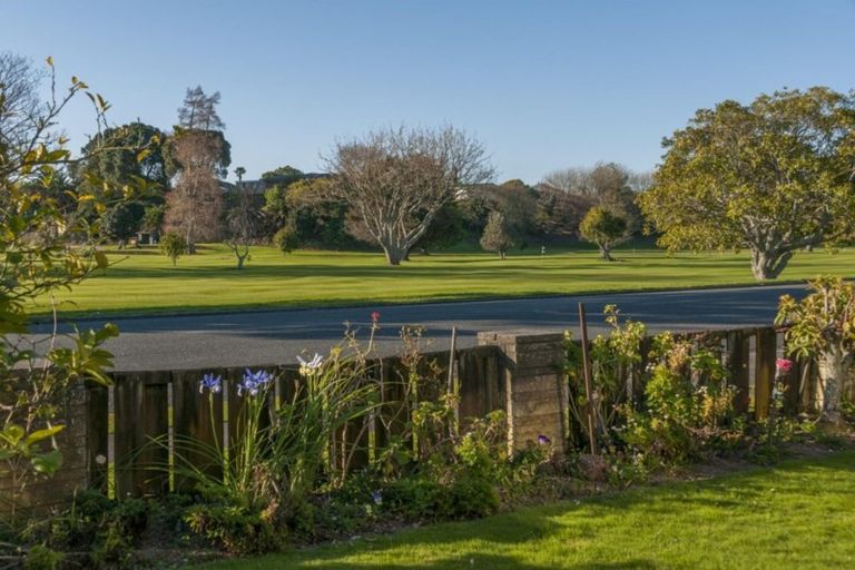 Photo of property in 94 Vale Street, Otumoetai, Tauranga, 3110