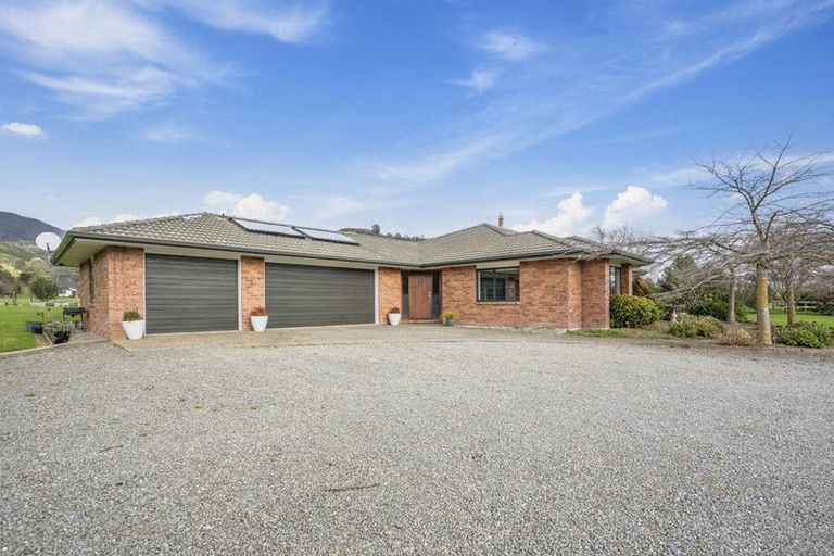 Photo of property in 259 Mangaroa Valley Road, Mangaroa, Upper Hutt, 5371