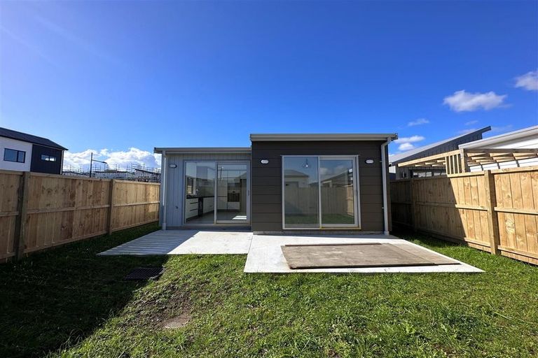 Photo of property in 33 Hoia Street, Papakura, 2110