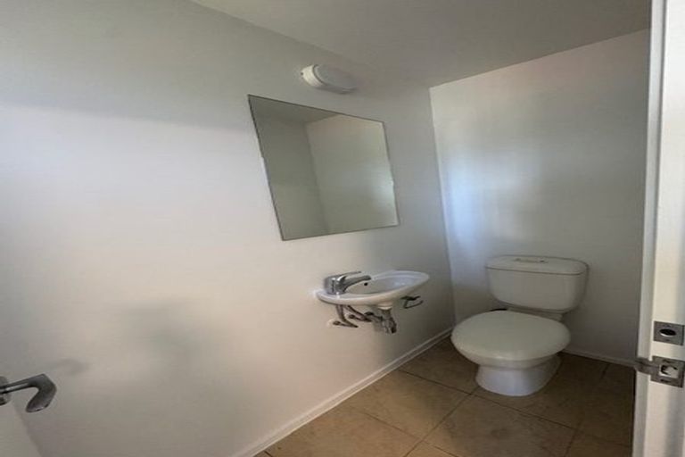 Photo of property in 38 Opito Way, East Tamaki, Auckland, 2013