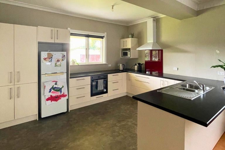 Photo of property in 28 Cumbrae Place, Aramoho, Whanganui, 4500