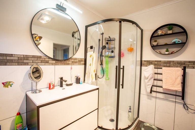 Photo of property in 11 Ries Street, Dannevirke, 4930