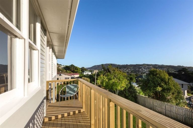 Photo of property in 46 Downes Street, Titahi Bay, Porirua, 5022