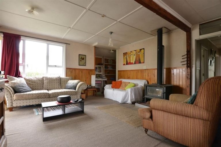 Photo of property in 1 Milton Street, Murchison, 7007