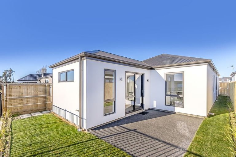 Photo of property in 80a Bill Hammond Drive, Belfast, 8051