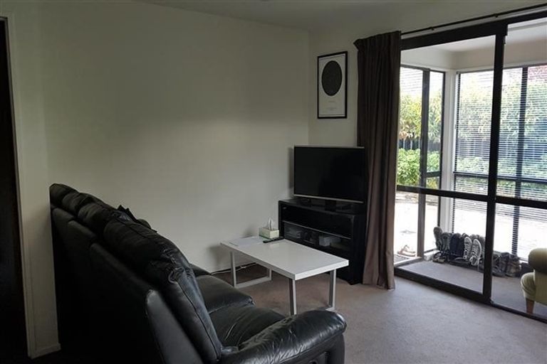 Photo of property in 1/189 Wairakei Road, Bryndwr, Christchurch, 8053