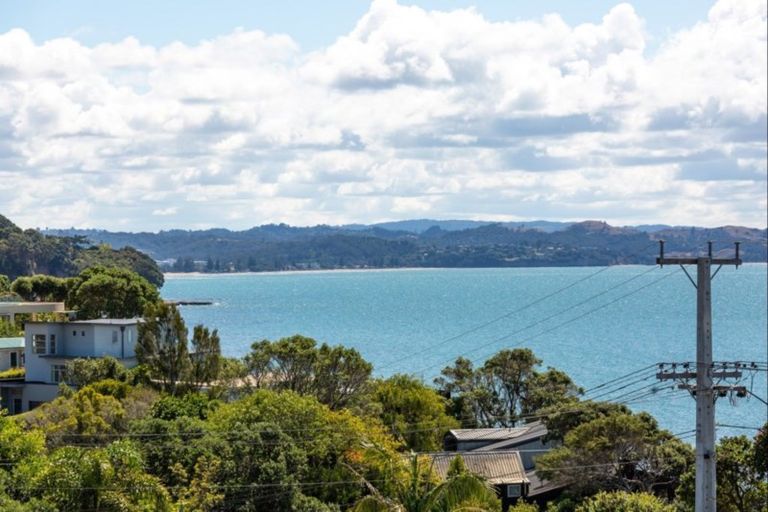 Photo of property in 13 Joydon Place, Stanmore Bay, Whangaparaoa, 0932