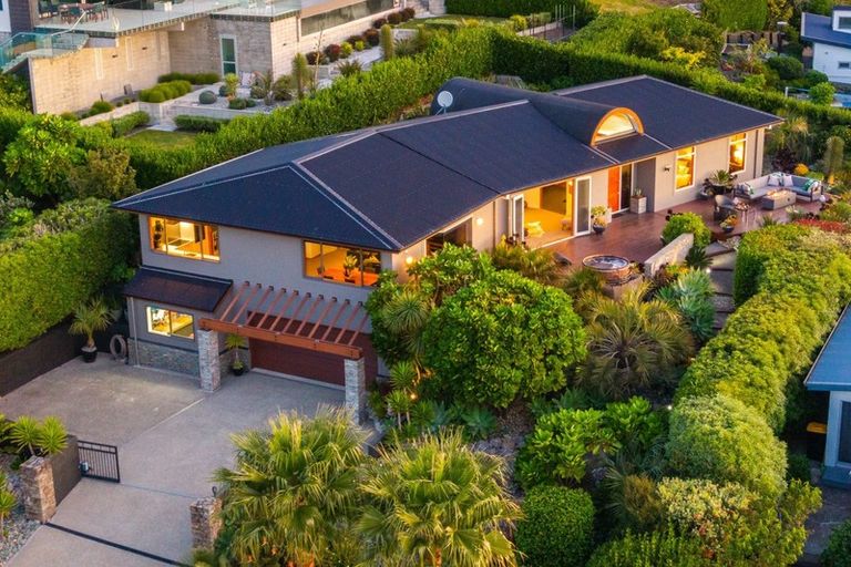 Photo of property in 70 Bay View Road, Atawhai, Nelson, 7010