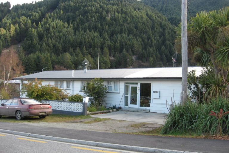 Photo of property in 10a-b Boundary Street, Queenstown, 9300