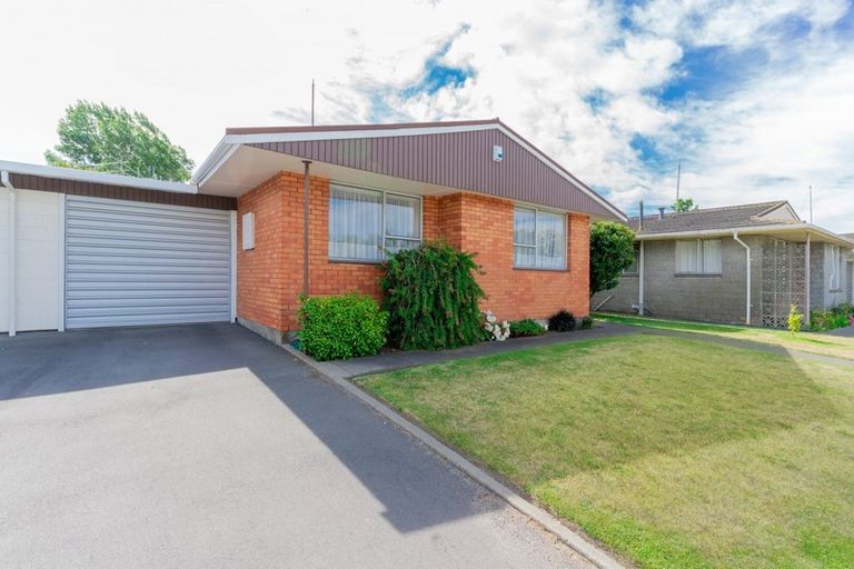 Photo of property in 9 Urella Place, Spreydon, Christchurch, 8024