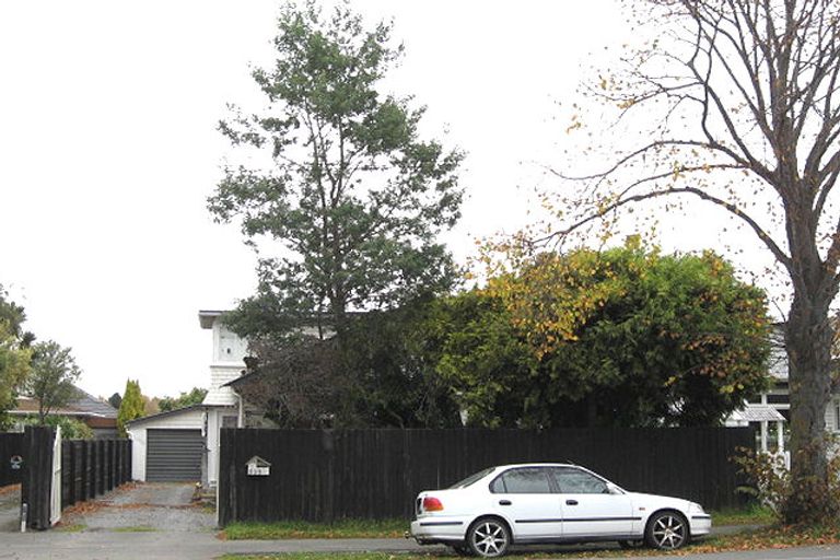 Photo of property in 535 Cranford Street, Redwood, Christchurch, 8051