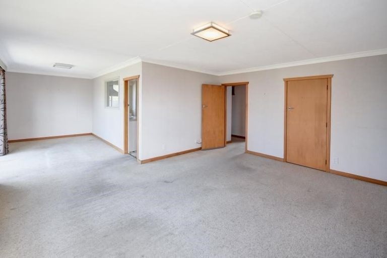 Photo of property in 31 Cliffs Road, Saint Clair, Dunedin, 9012