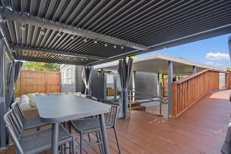 Photo of property in 201 Chartwell Avenue, Whangamata, 3620